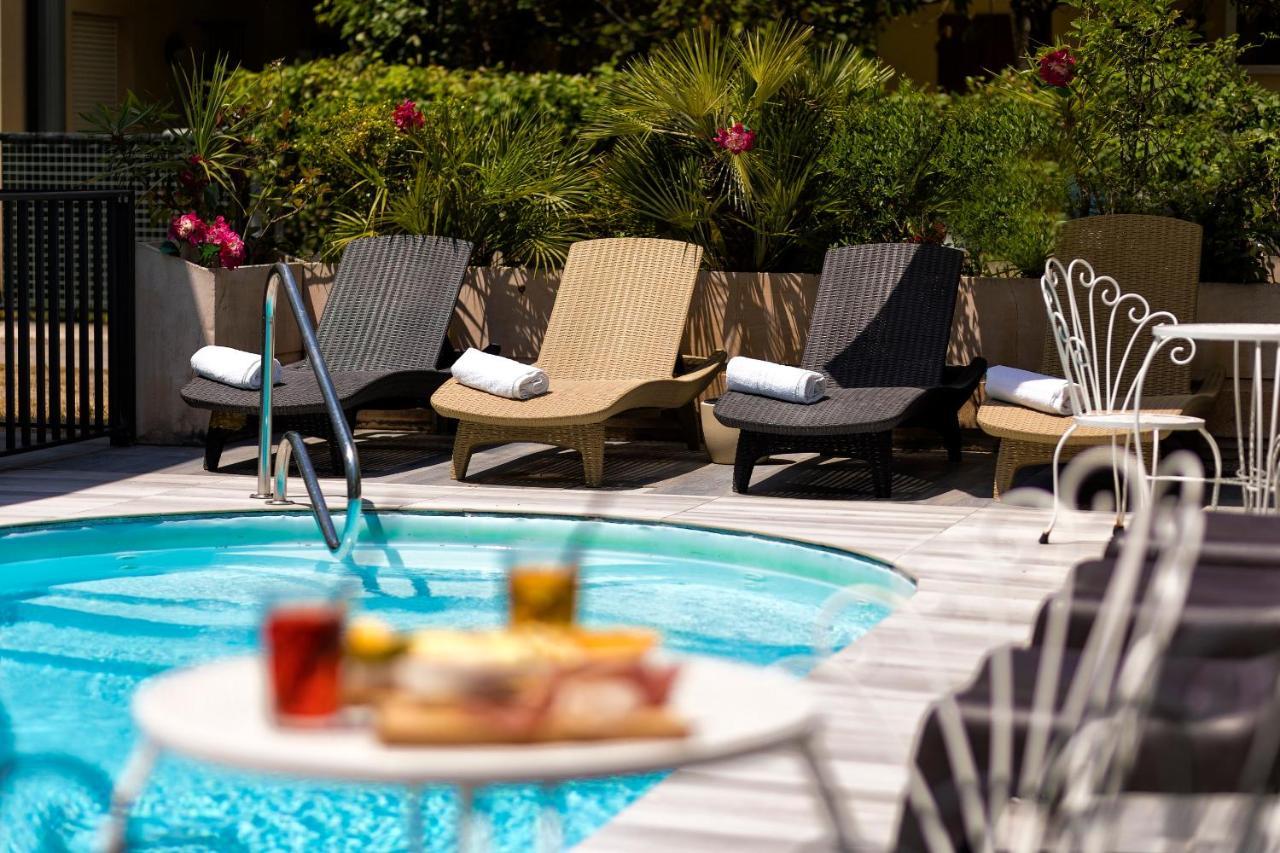 Hotel Condor-New 2024-Con Piscina リッチョーネ エクステリア 写真