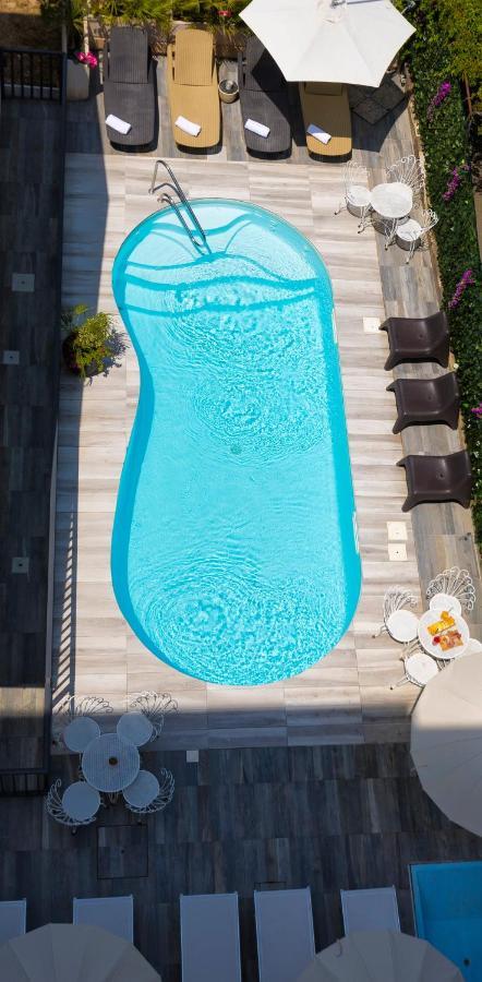 Hotel Condor-New 2024-Con Piscina リッチョーネ エクステリア 写真