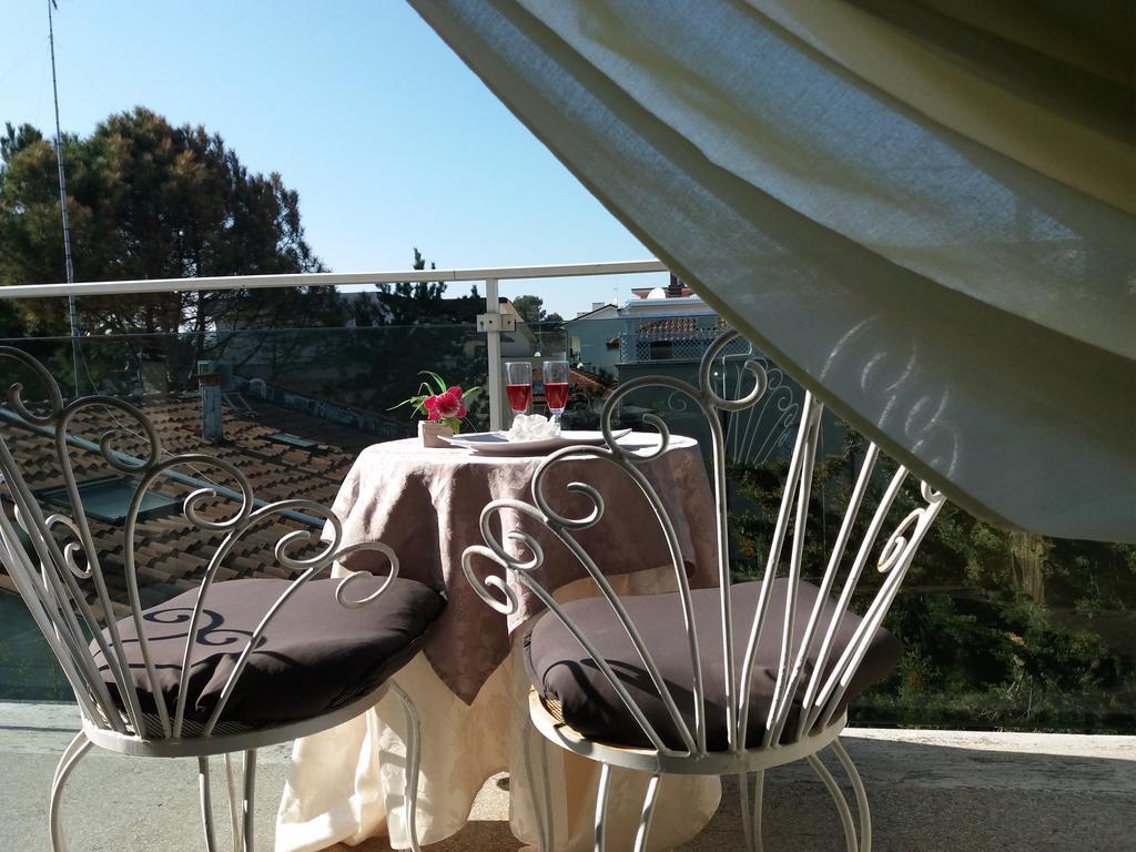 Hotel Condor-New 2024-Con Piscina リッチョーネ エクステリア 写真